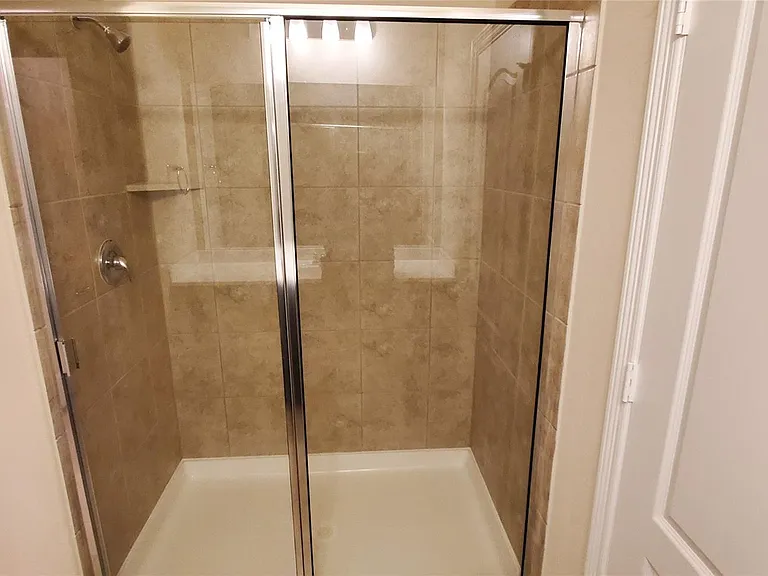 2530 Remembrance Cir — Photo 16