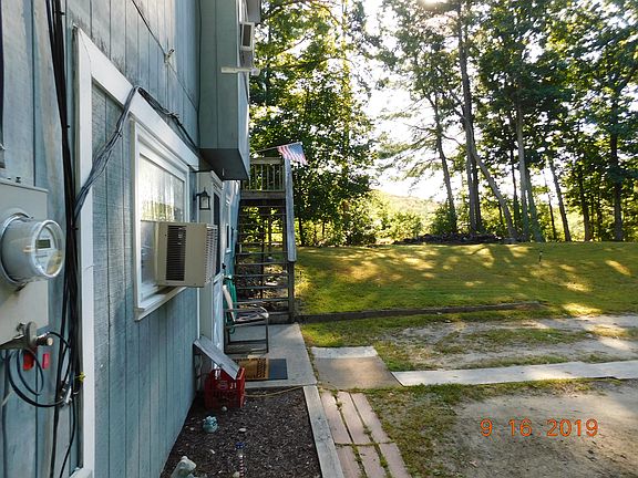 View house toward backyard