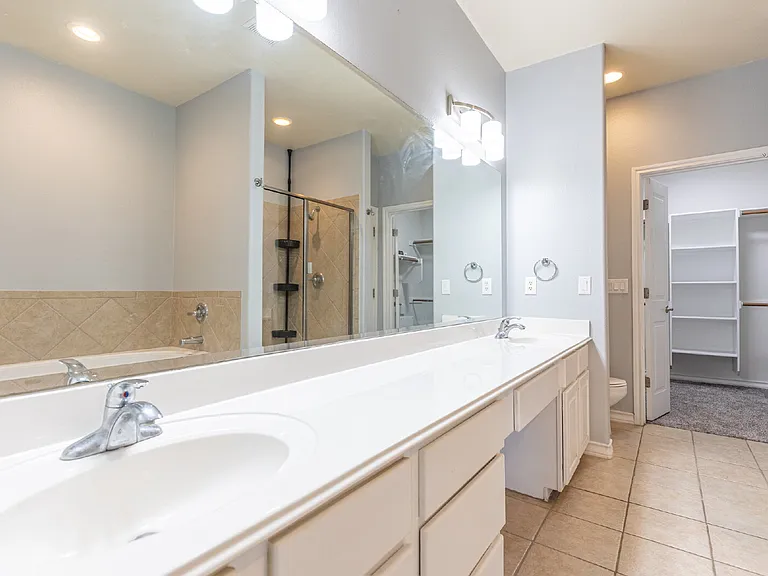 22216 Park Summit Cv — Photo 23