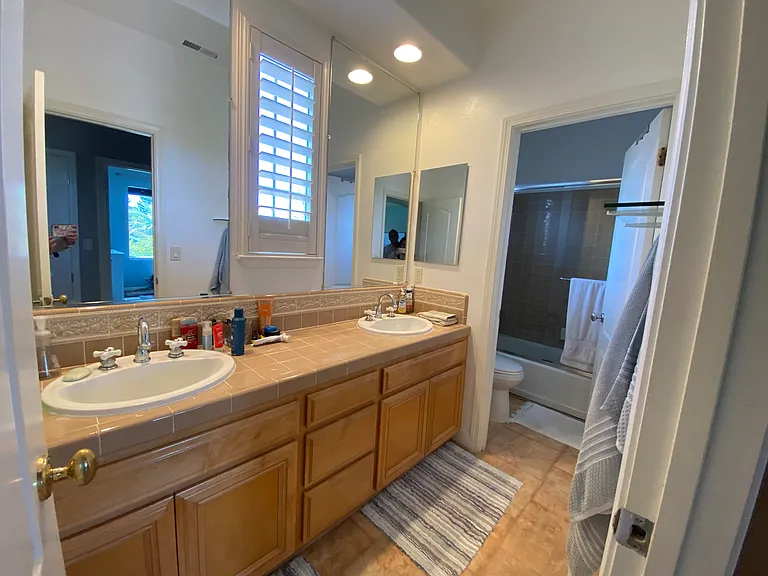 4204 Lilac Ridge Rd — Photo 17