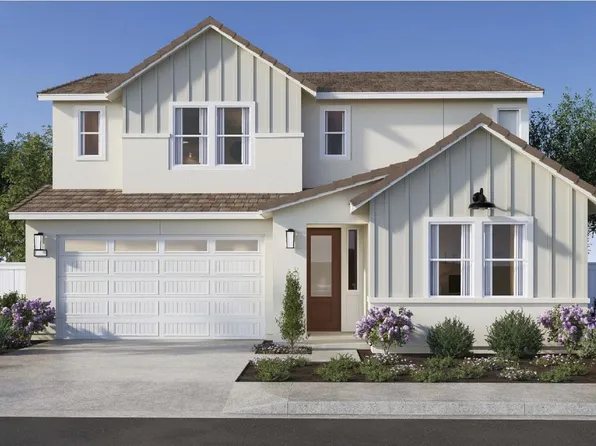 2437 N Preuss Way, Clovis, CA 93619