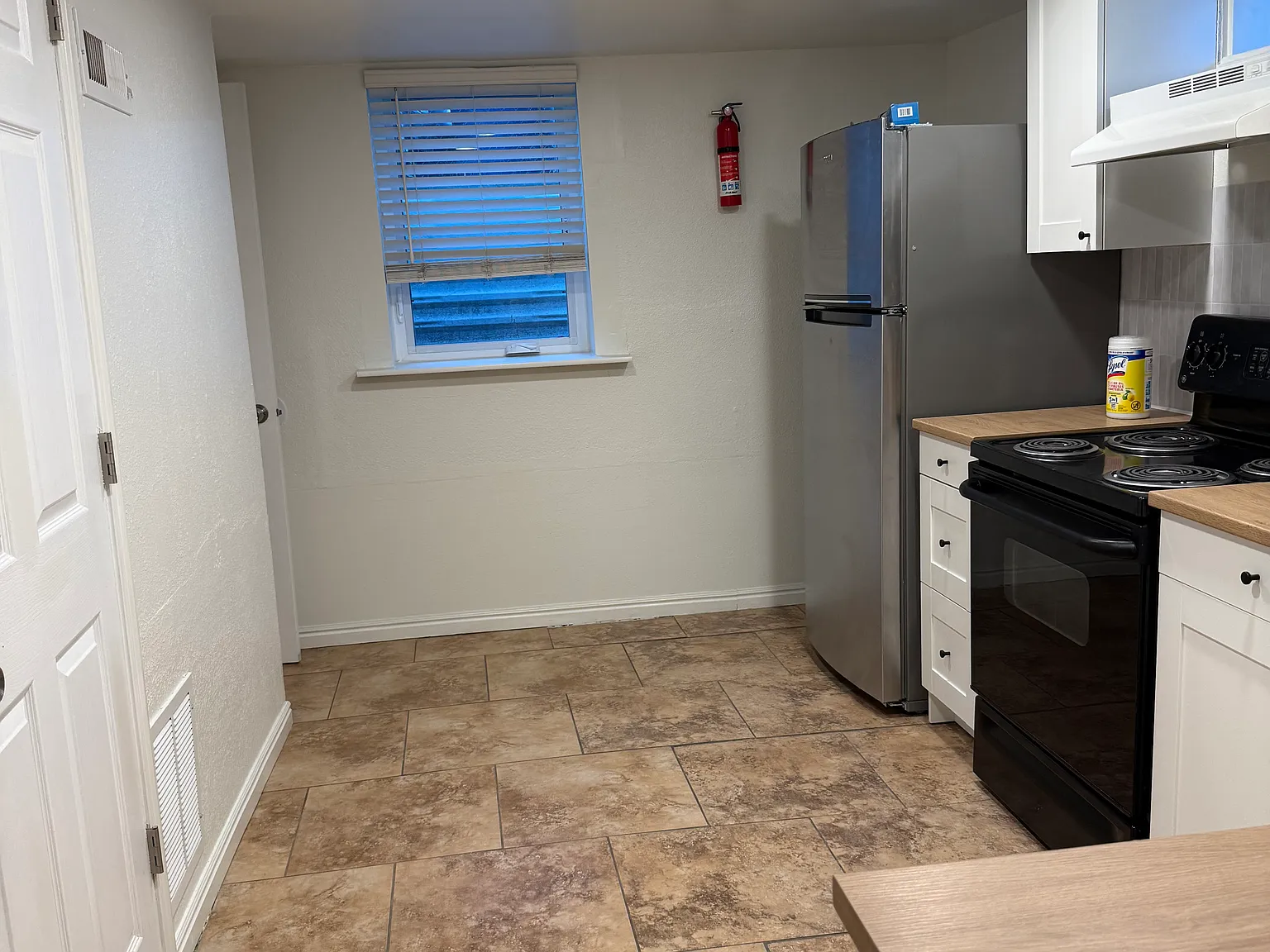 1 bed, 700 sqft, $995 — Photo 4