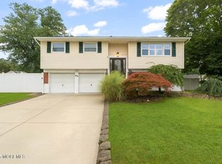 310 Karen Ave, Neptune, NJ 07753