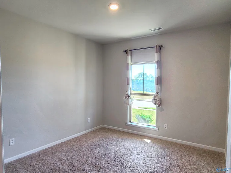 280 Dinner Tree Sq — Photo 18