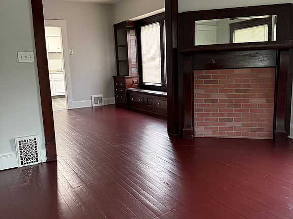 5th image of 4301 Denison Ave #4