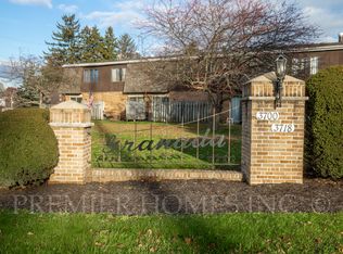 3712 Martindale Rd NE #F, Canton, OH 44714