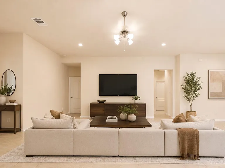 604 Linnwood Dr W — Photo 24