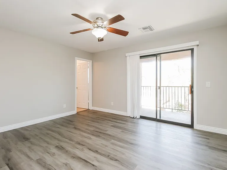 2191 E Greenlee Ave — Photo 8
