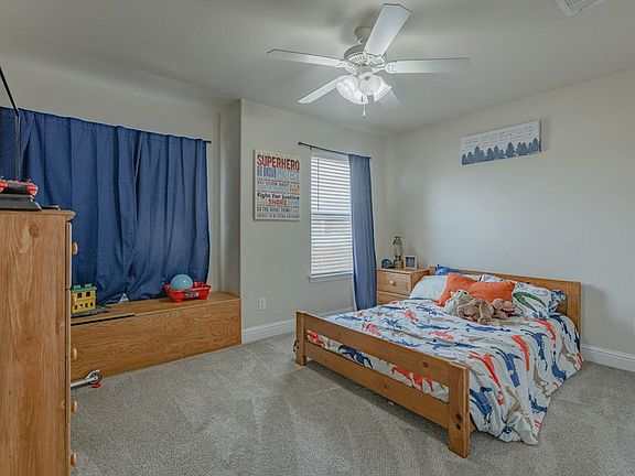 3rd image of 6209 Mile High Ln