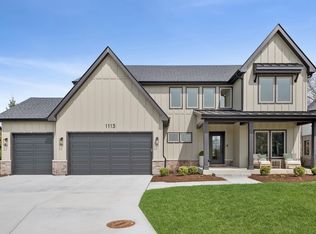 1113 Fox Wood Ln, Woodridge, IL