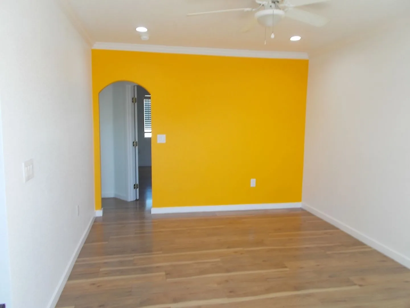 245 N 23rd St — Photo 3