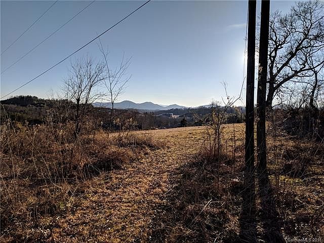2nd image of 99999 Goldview Dr #2