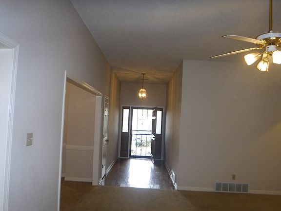 4th image of 8649 Timber Creek Dr