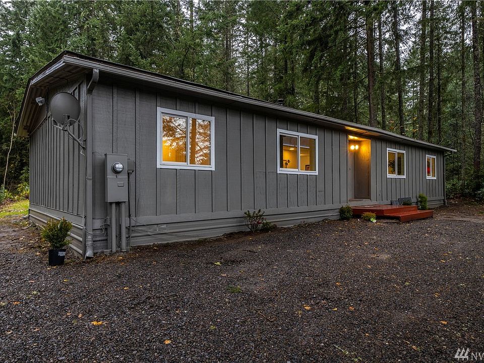 1st image of 3228 SE Puffin Ln