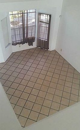 5th image of 11354 Esmara Ct