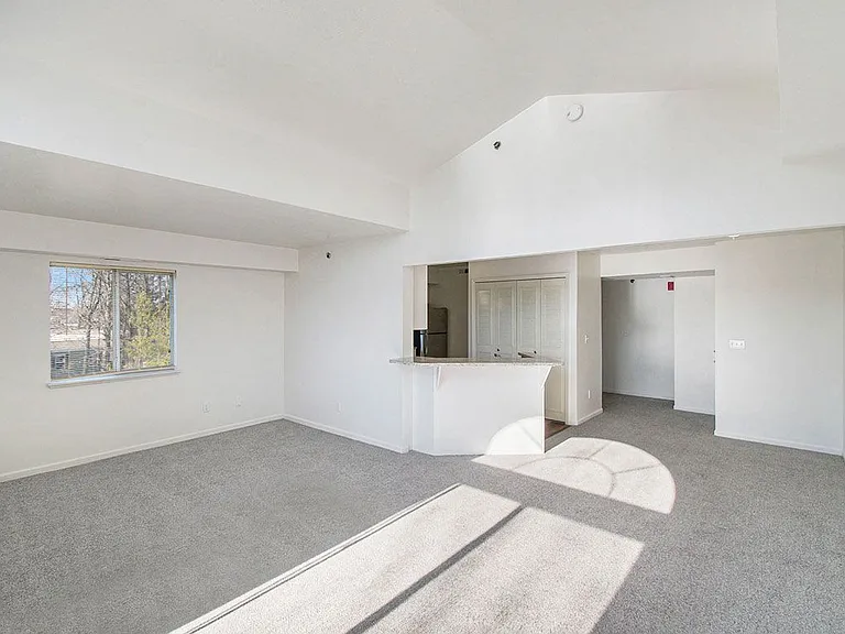 Canal 2 Apartments — Photo 15