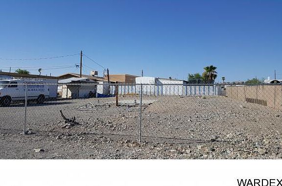 5th image of 2190 Sapphire St