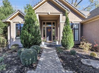 14617 Nieman Rd, Overland Park, KS 66221