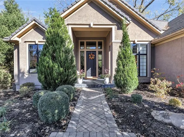 14617 Nieman Rd, Overland Park, KS 66221