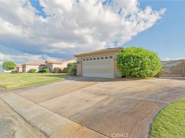 3830 Sandy Point Dr, Blythe, CA 92225