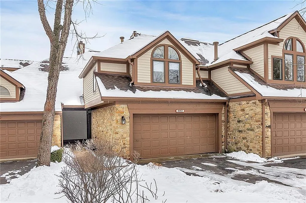 8063 Lower Bay Ln photo 1