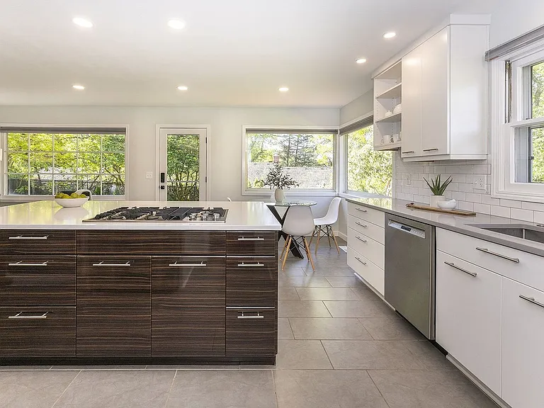 6060 SW Salmon St — Photo 8