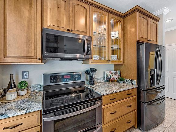 5th image of 5000 CULBREATH KEY WAY #1-204