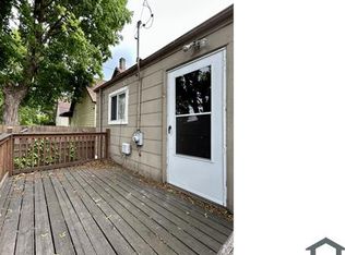 35 E Charlotte St, Ecorse, MI 48229