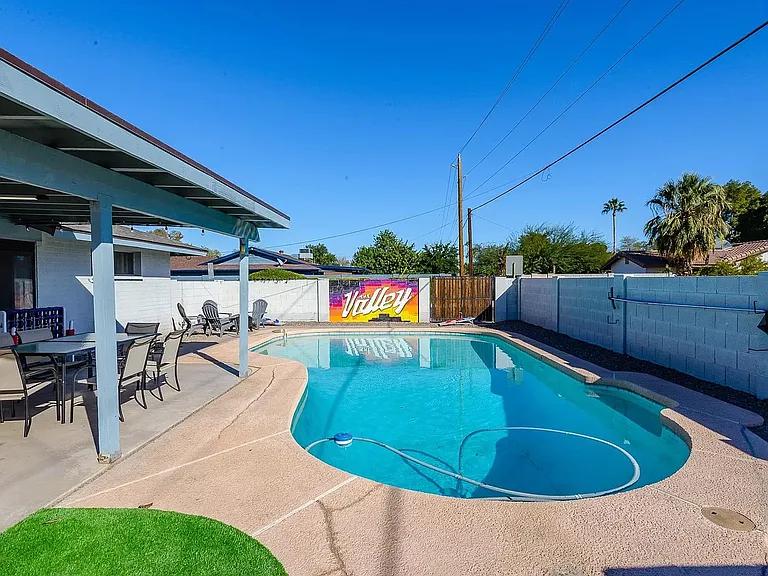 635 E Manhatton Dr — Photo 12