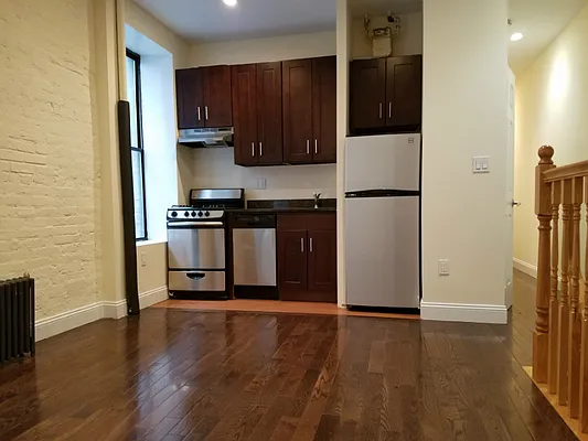 Rented by Level Group | media 30