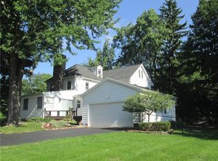 5 Hibiscus Dr, Rochester, NY 14618