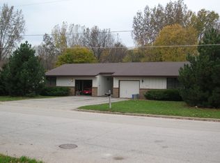 2675 Kathy Dr, Green Bay, WI 54311