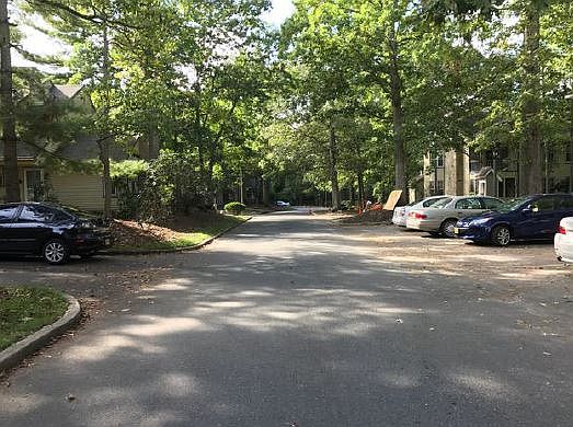 2nd image of 712 E Fisher Creek Rd
