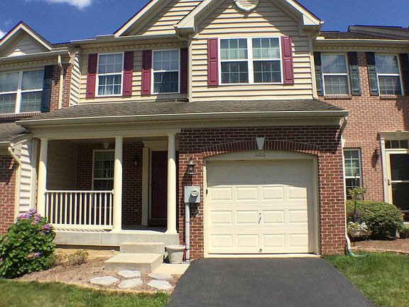 2nd image of 305 Elizabeth Dr