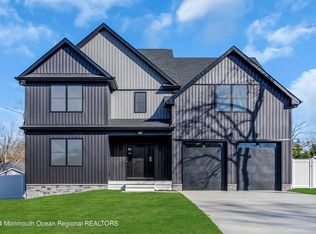 679 Cutter Ln, Manahawkin, NJ 08050