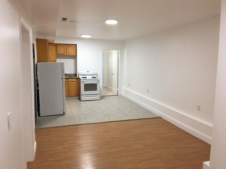 1st image of 2418 36th Ave #Adu
