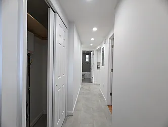 Rented by R New York