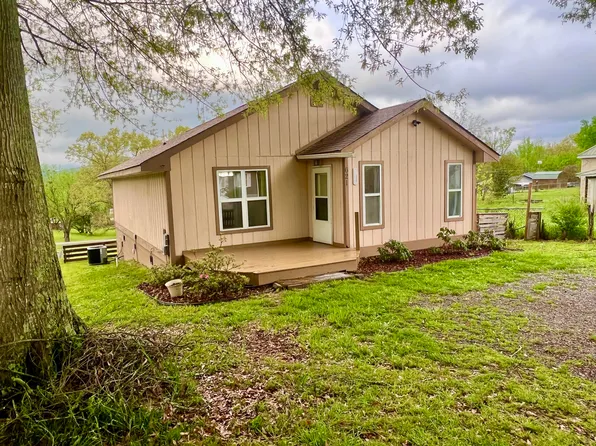 621 Ehrich Ave, Bridgeport, AL 35740