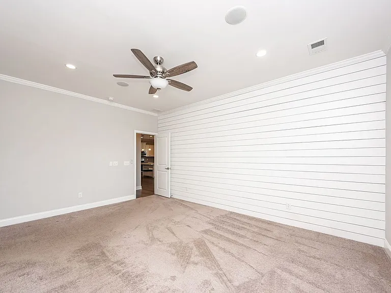 177 Hayworth Rd — Photo 43