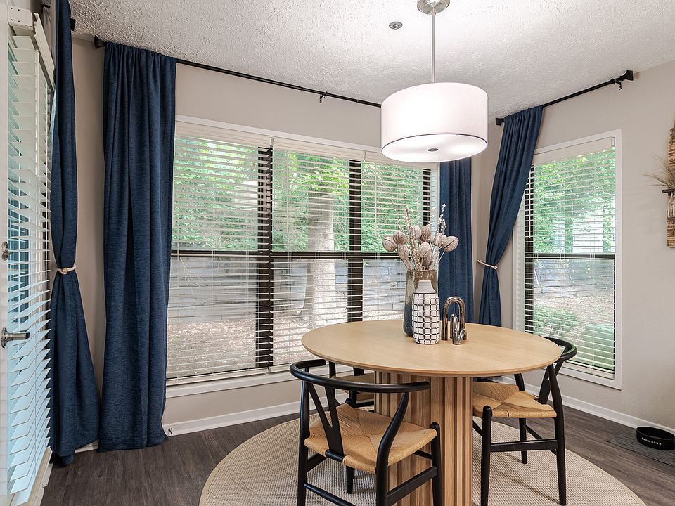 Newly Renovated Dining Area