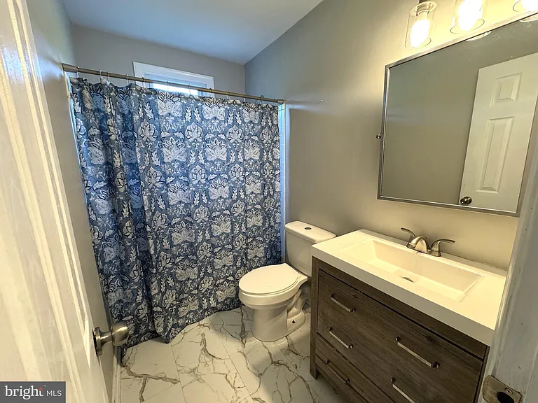 3925 Senior Ln — Photo 10
