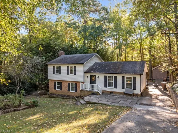 5809 Carriage Ln, Greensboro, NC 27410