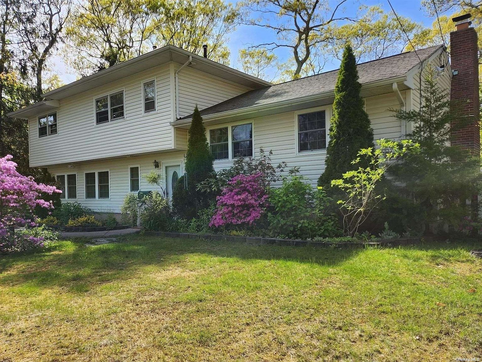 76 Meadow Lane, Riverhead, NY 11901 Zillow