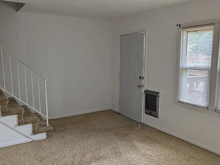 642 N 5th St — Photo 3