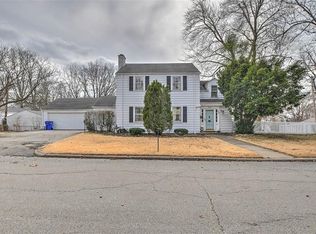 2099 W William St, Decatur, IL 62522