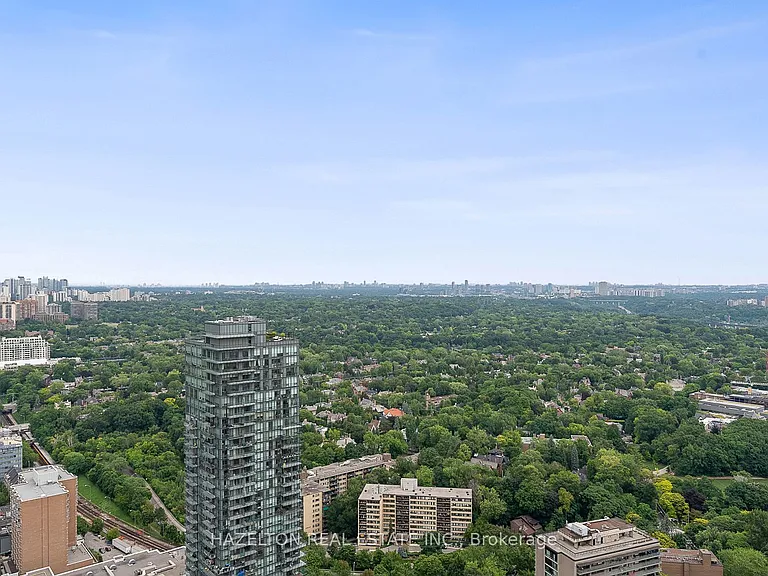 8 Cumberland St #4307 — Photo 2