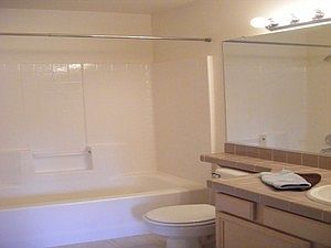 4th image of 8821 NE 17th St