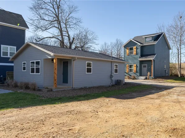 1659 S Brooks Ave, Fayetteville, AR 72701