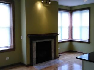 2452 W Iowa St APT 1, Chicago, IL 60622