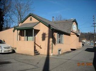 604 Tulip Rd, Penn Hills, PA 15235